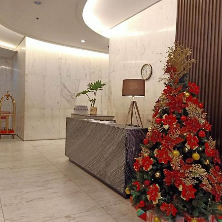 טאגיג Fort Victoria Condominium Tower C מראה חיצוני תמונה