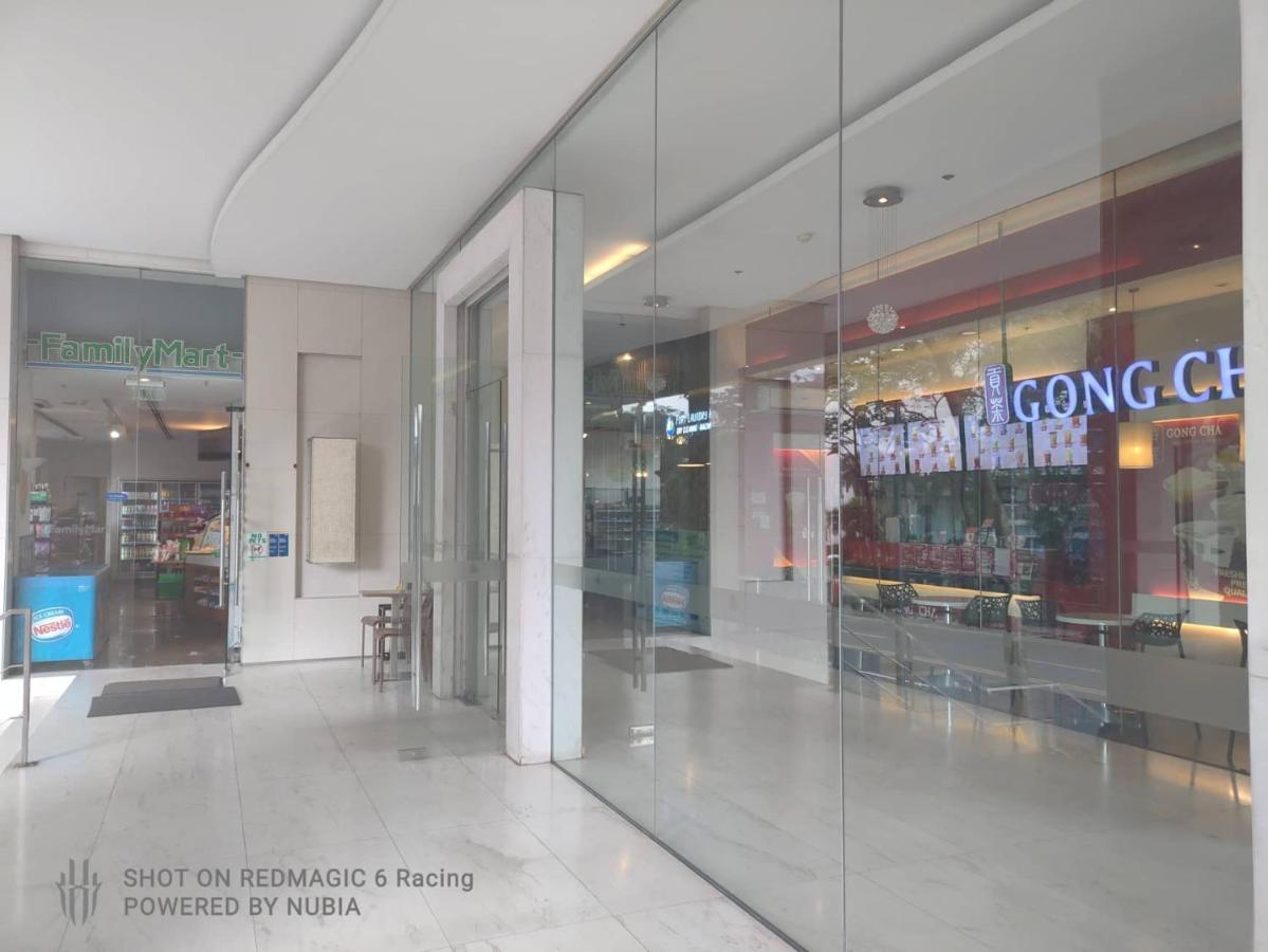 טאגיג Fort Victoria Condominium Tower C מראה חיצוני תמונה