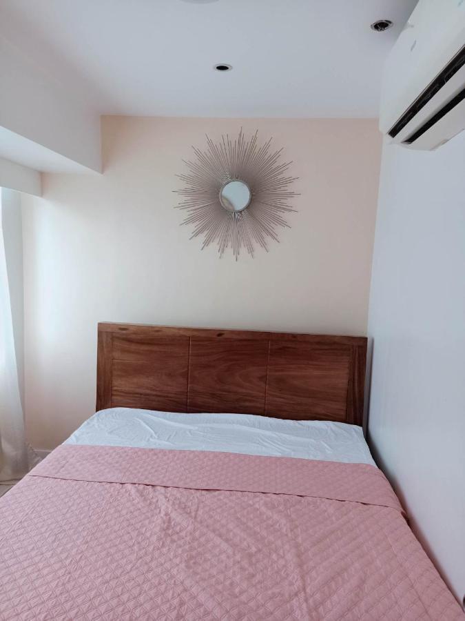 טאגיג Fort Victoria Condominium Tower C מראה חיצוני תמונה